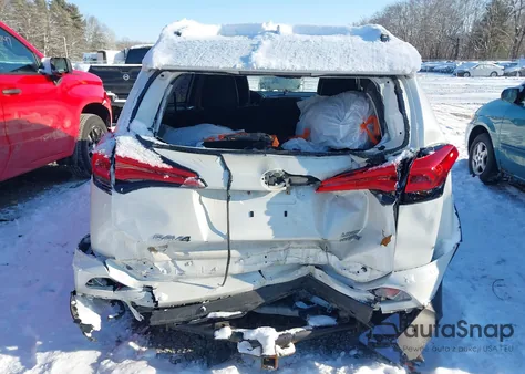 2018 Toyota Rav4 Hybrid Limited from USA, damaged, VIN JTMDJREV5JD197118